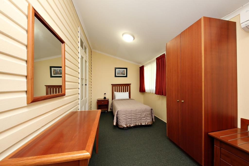 Quality Inn Grafton Bagian luar foto