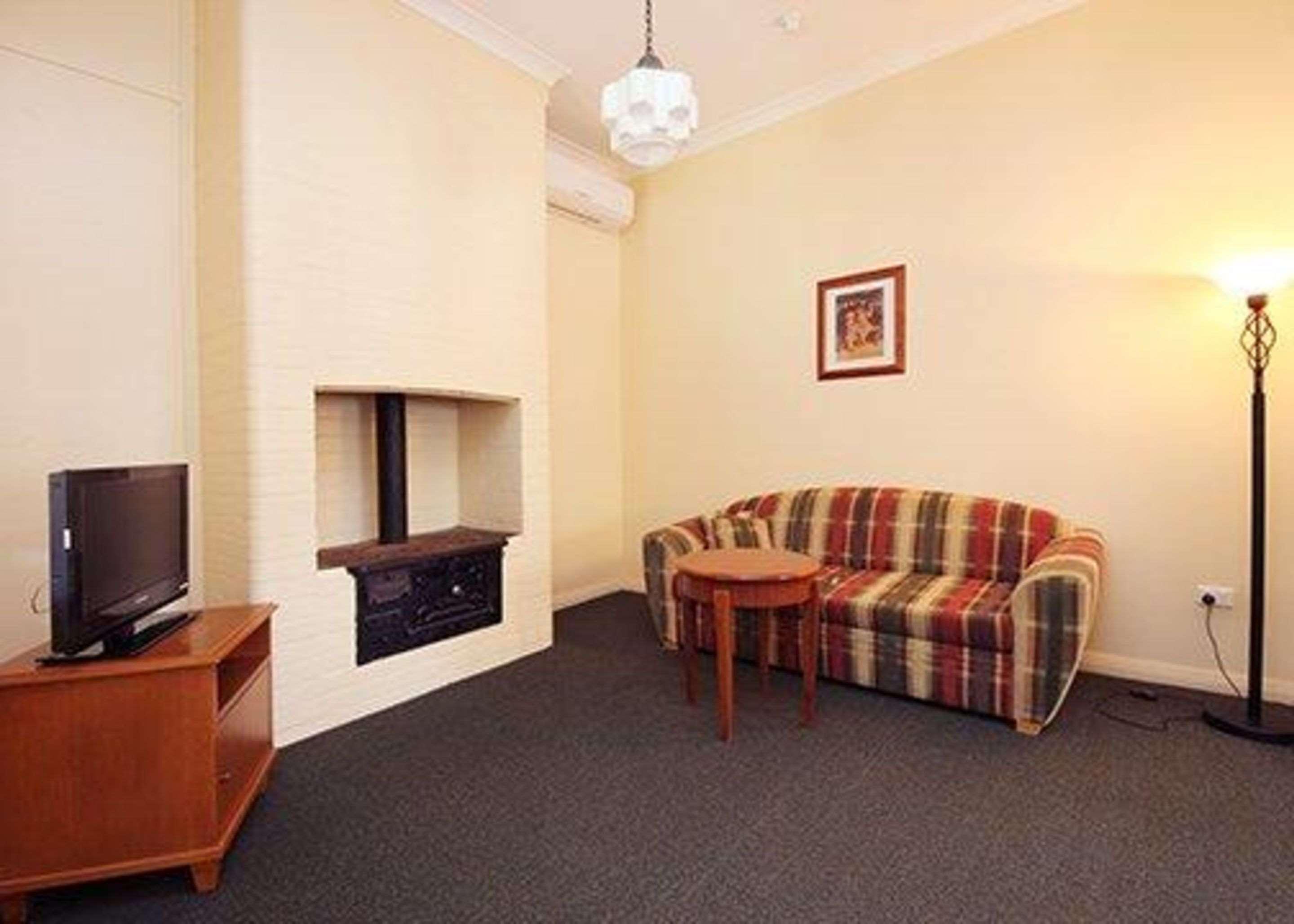 Quality Inn Grafton Bagian luar foto