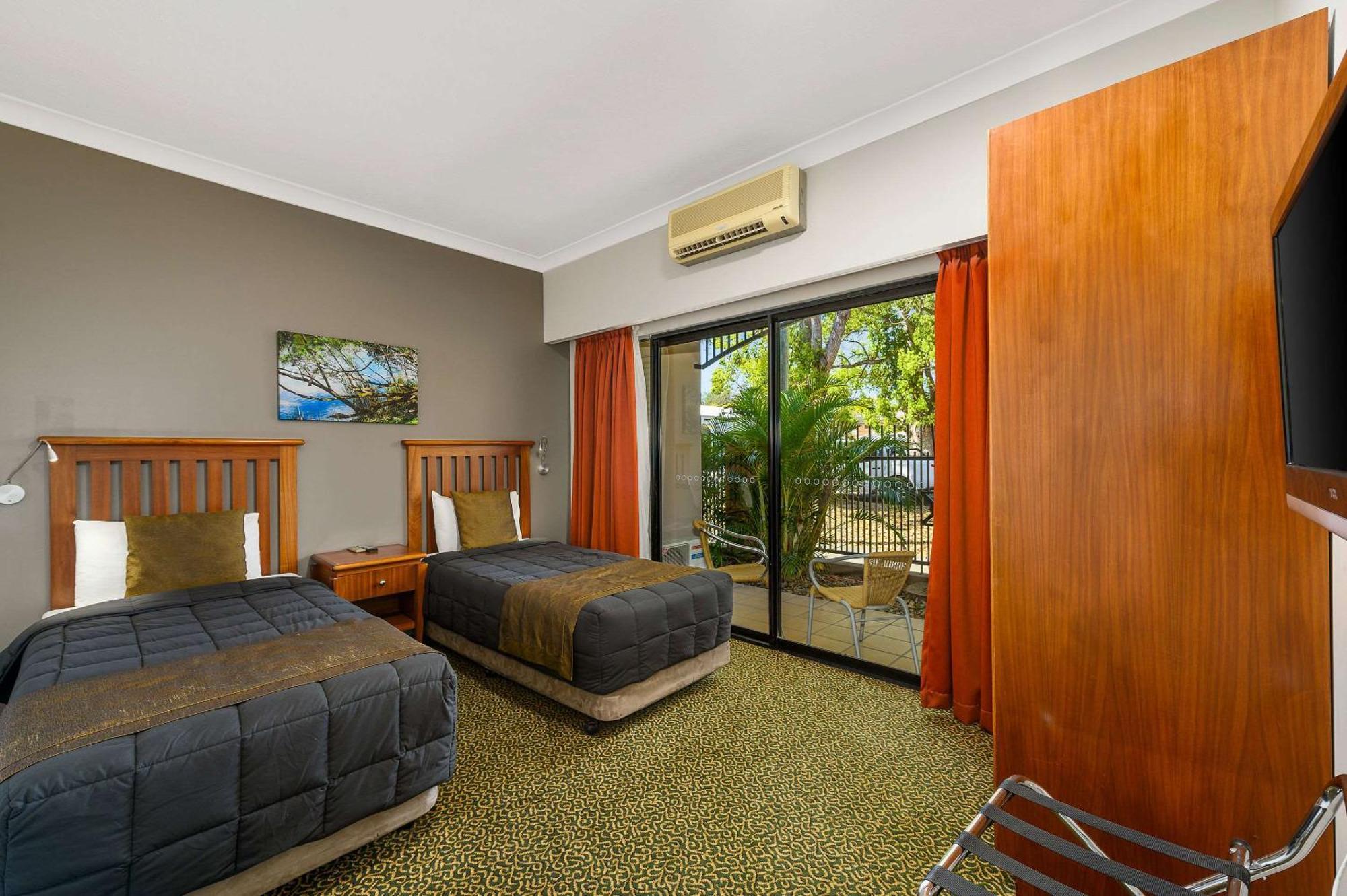 Quality Inn Grafton Bagian luar foto