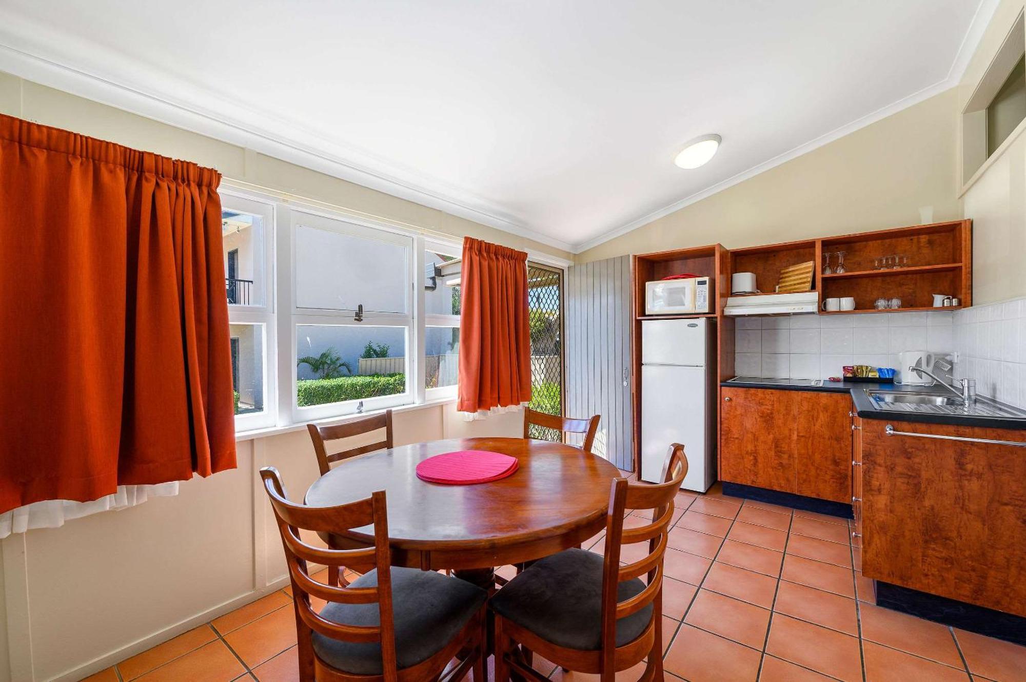 Quality Inn Grafton Bagian luar foto
