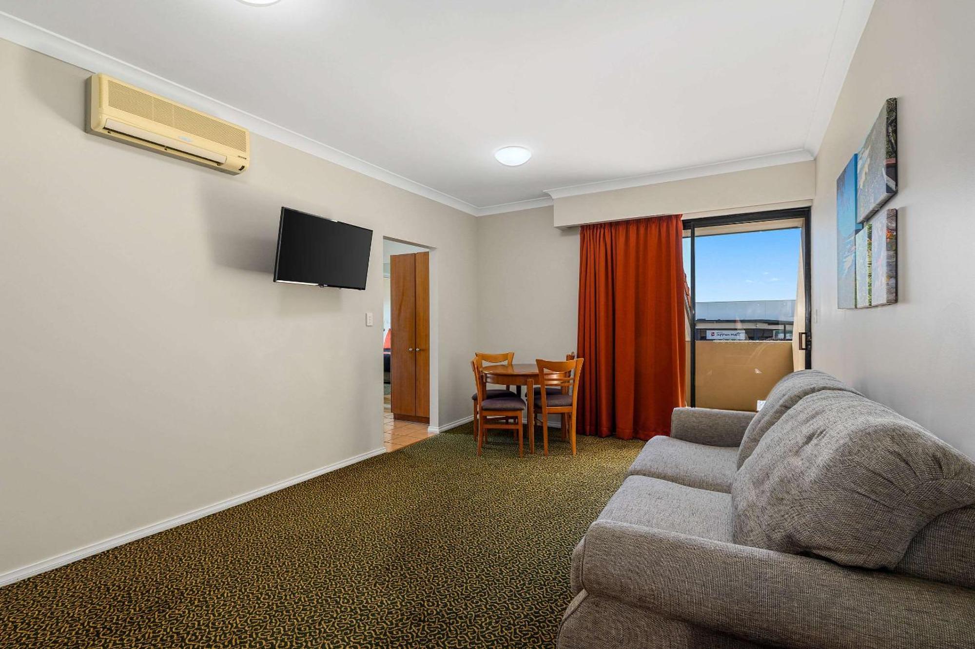 Quality Inn Grafton Bagian luar foto