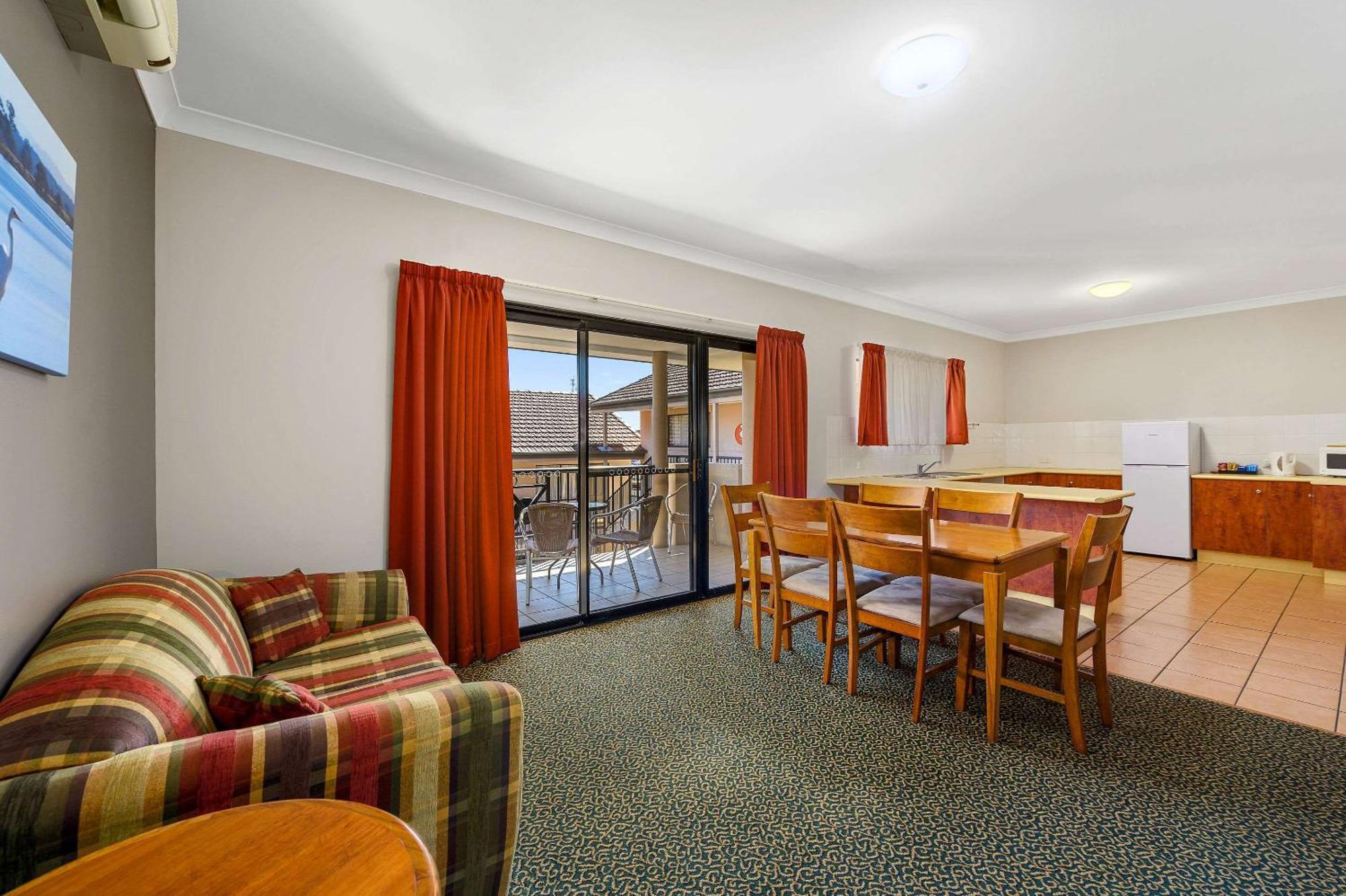 Quality Inn Grafton Bagian luar foto